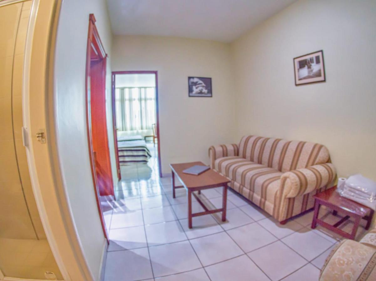 Hotel Plaza Sahuayo Экстерьер фото