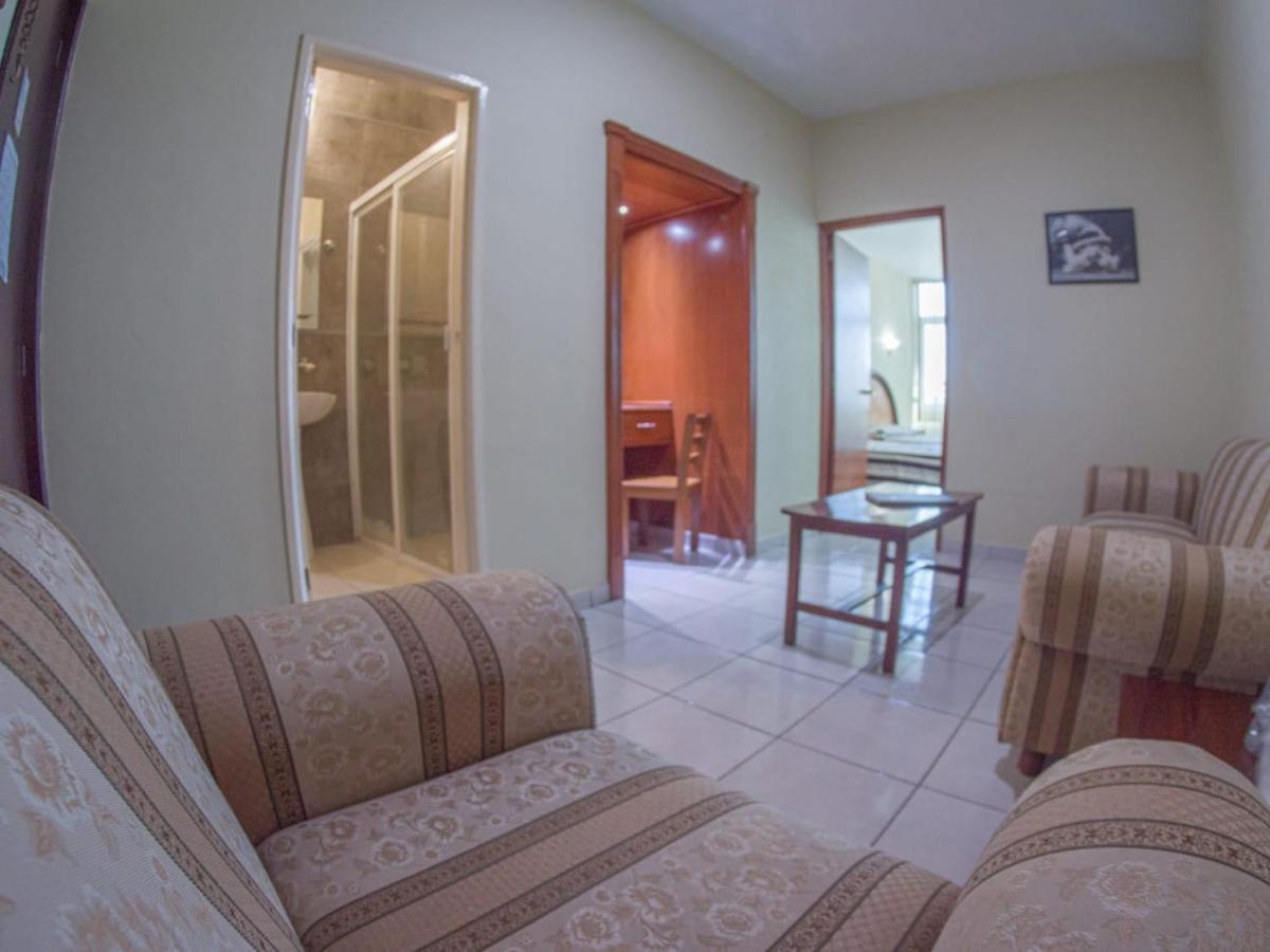 Hotel Plaza Sahuayo Экстерьер фото